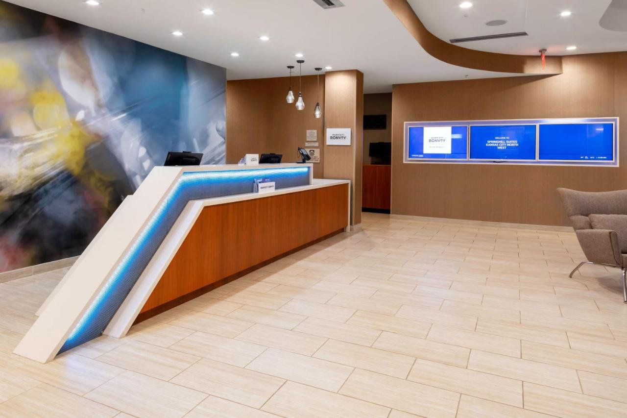 Springhill Suites Kansas City Airport Ngoại thất bức ảnh